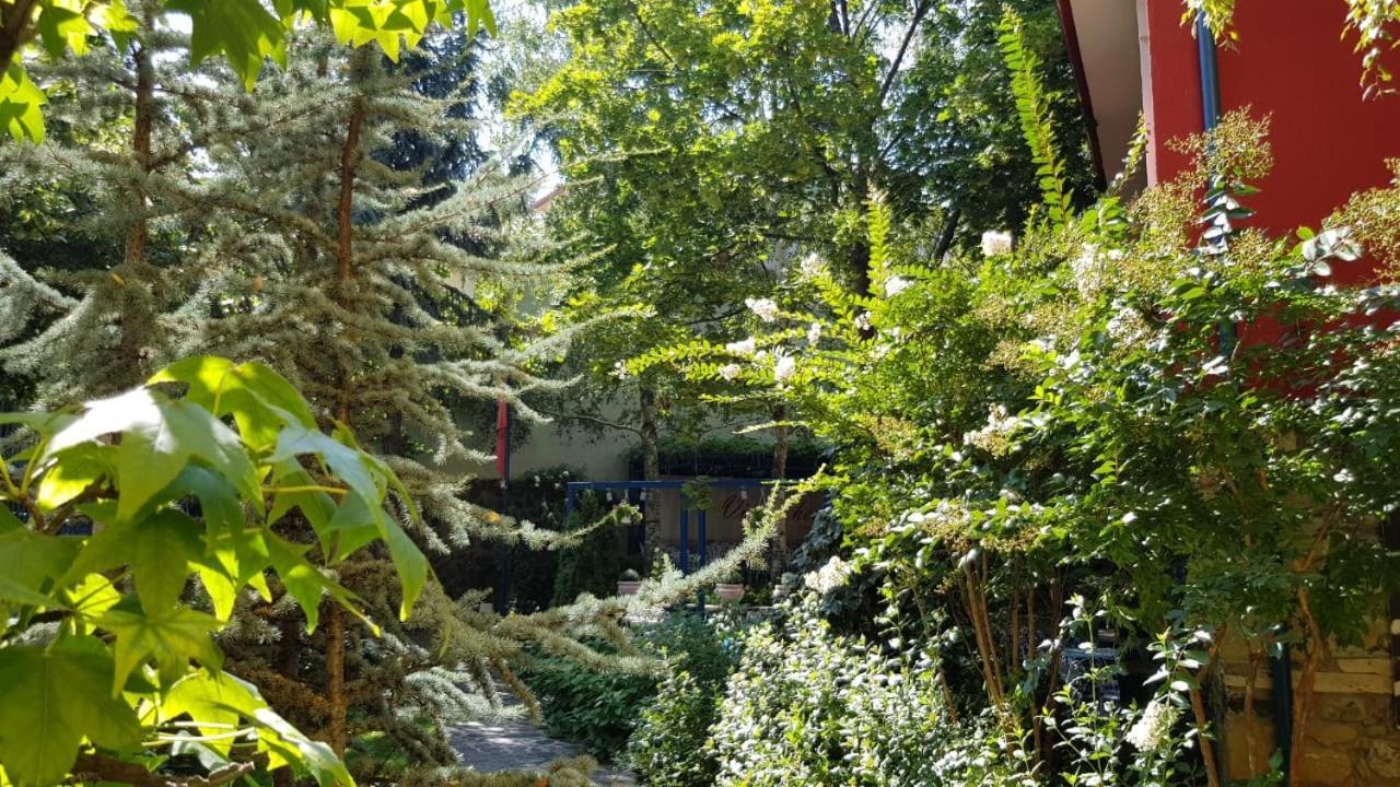 Villa Themistokli Корча Экстерьер фото