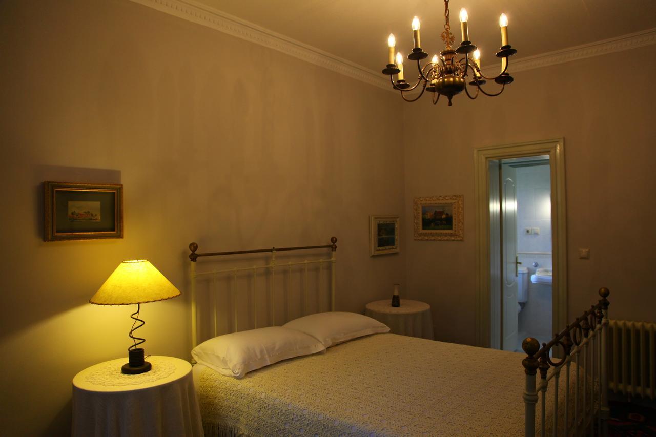 Villa Themistokli Корча Номер фото